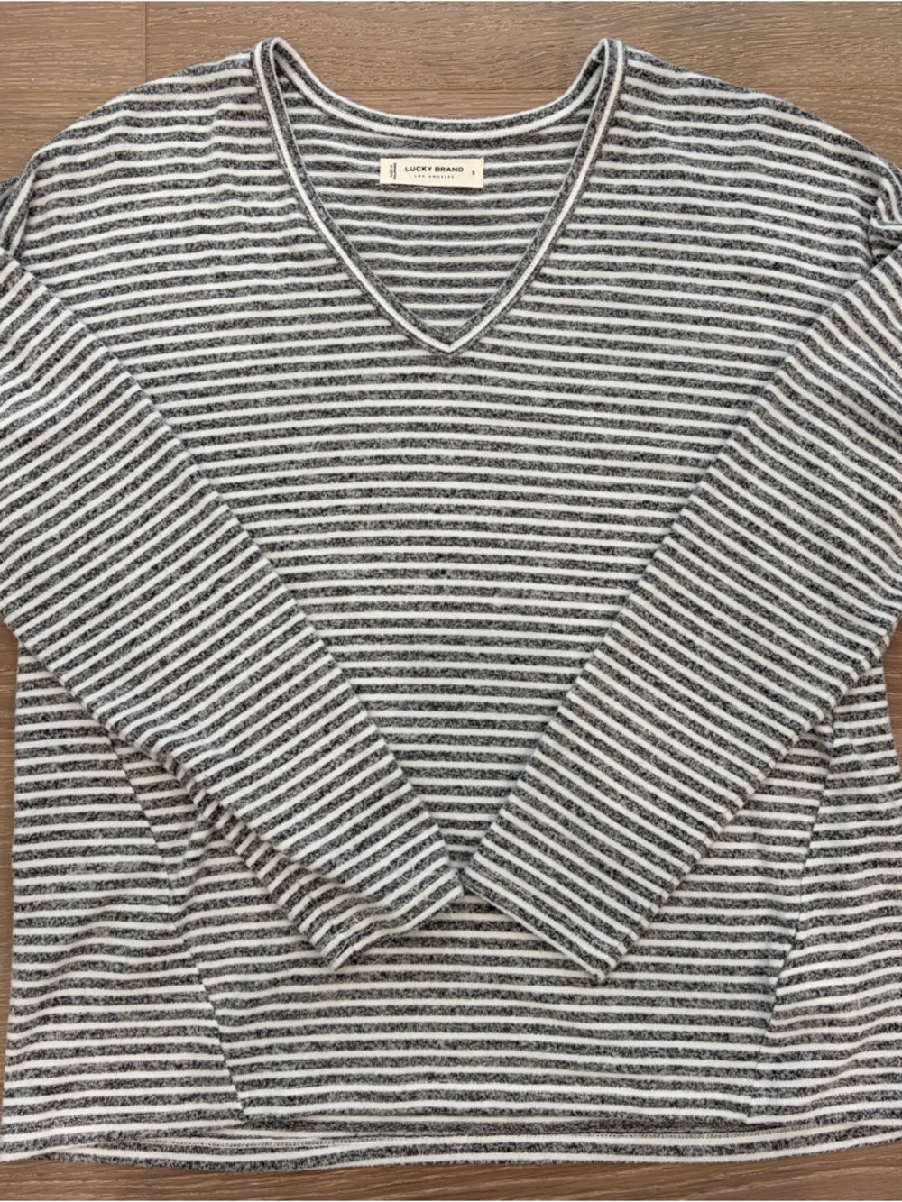 Lucky Brand Black & White V-Neck Striped Pullover